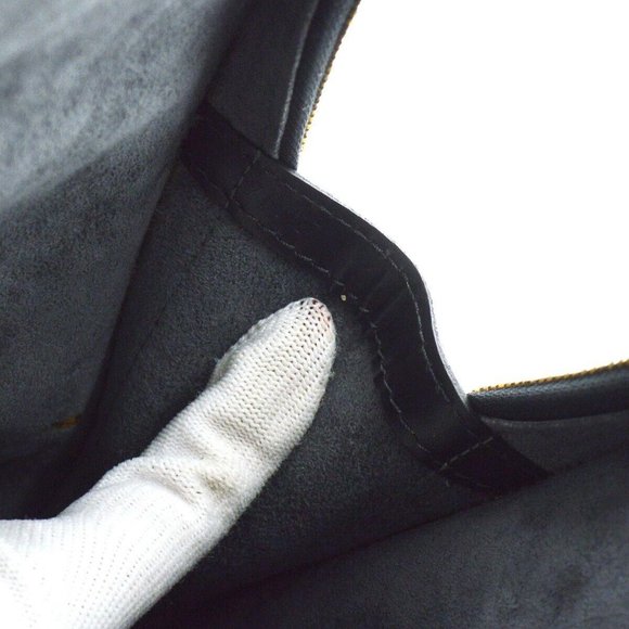 Louis Vuitton Black Epi Gobelins Backpack - Picture 13 of 14